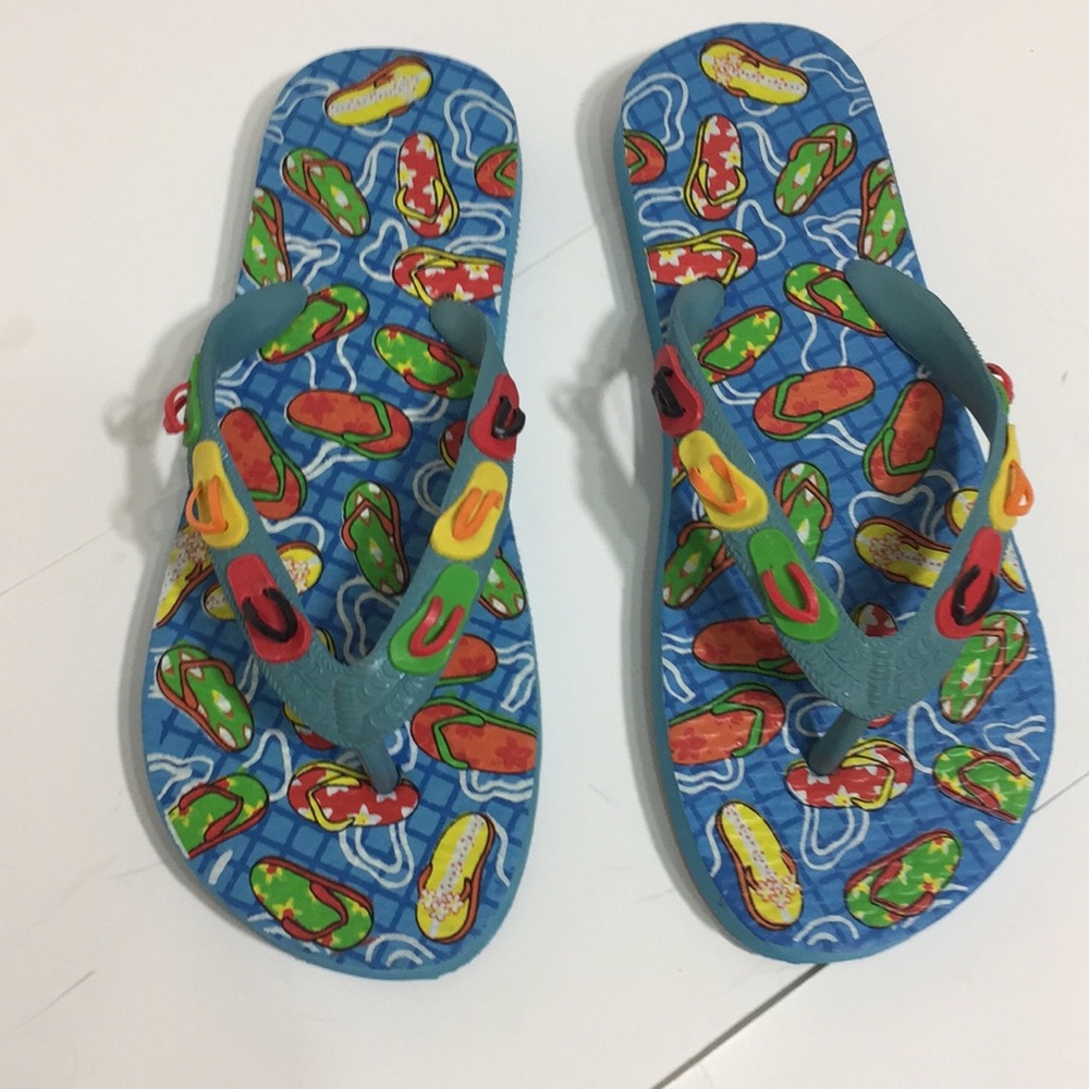 NWT FLIP FLOPS
